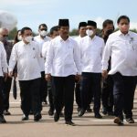 Menko Perekonomian Resmikan Masjid Tanwirun Naja