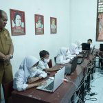 Wabup Taufik Tinjau Pelaksanaan ANBK di SDN di Simpang Empat