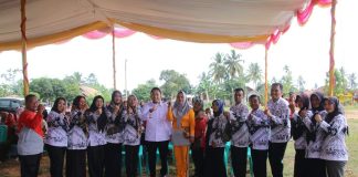 Wabup Ardian Saputra, S.H. Lakukan Peletakan Batu Pertama Pembangunan SDN 1 Handuyang Ratu