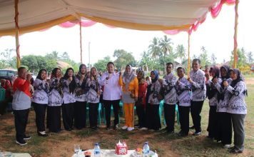 Wabup Ardian Saputra, S.H. Lakukan Peletakan Batu Pertama Pembangunan SDN 1 Handuyang Ratu