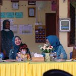 Senyum Lansia Dari Kampung Pasiran Bintan