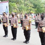 Sigap Tangani Kasus Curas, Kapolsek Lubuk Baja Terima Penghargaan dari Kapolresta Barelang