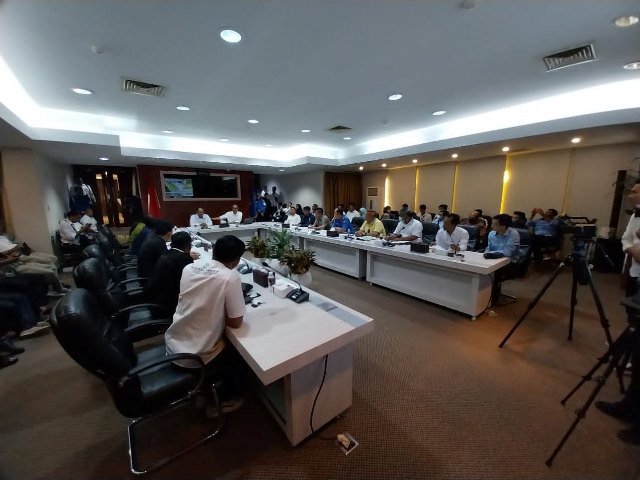 2023-02-13-polemik-lahan-sei-nayon-batam-warga-dan-perusahaan-belum-ada-titik-temu1764253581404229422.jpg
