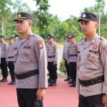 Kapolres Bintan AKBP Riky Iswoyo Berikan Penghargaan Kepada Personil Yang Berprestasi