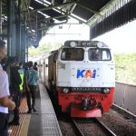 Daop 1 Jakarta Ajak Penumpang Kereta Api Jarak Jauh Yang Abadikan Momen Di Stasiun Dan Kereta Untuk Ikuti Lomba Foto Train Of Love