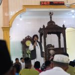 Gubernur Ansar Serahkan Bantuan Rumah Ibadah Saat Peringatan Isra Mirad 1444 H di Mesjid An Nur Sedanau Natuna