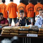 Bea Cukai Batam Bersama Dittipidnarkoba Berhasil Gagalkan 8,3 Liter Ekstasi Cair yang Masuk Kawasan Pabean Melalui Paket Barang Kiriman