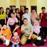 Warga Tionghoa Kunjungi Kediaman Wabup Bagus Santoso