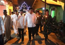 Ditandai Pawai Obor, Bupati Roby Gemakan Takbir Idul Adha Dari Pesisir Pulau Bintan