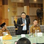 Ketua DPRD Siak Indra Gunawan, SE berikan Motivasi kepada Siswa Siswi MAN IC