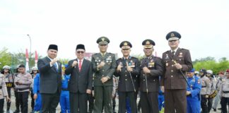 Hadiri Apel Peringatan HUT TNI, Pimpinan DPRD Ucapkan Dirgahayu Tentara Nasional Indonesia
