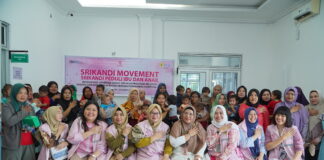 Srikandi PLN Batam Peduli Ibu dan Anak di Kampung Jabi melalui Program Ibu Asuh