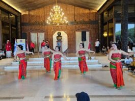 Tari Sekar Puri Dan Perempuan-Perempuan yang Mencintai Budaya