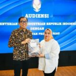 Ini Yang Disampaikan Bupati Kasmarni Saat Bertemu Wamen Perindustrian Republik Indonesia