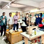 Peduli UMKM, PLN Batam Serahkan Bantuan untuk Batik Moleqie