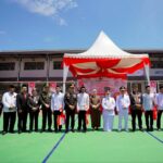 HUT ke-80 RI Wujudkan Semangat Persatuan dan Kemajuan Bangsa, Bupati Kasmarni Serahkan Surat Keputusan Remisi