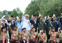 Ucapkan Selamat Hari Pahlawan, Ketua DPRD Kota Batam Ikuti Upacara dan Tabur Bunga di Mako Kodaeral IV